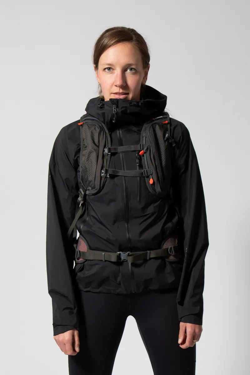 Montane Trailblazer 30 Rucksack - Charcoal-8